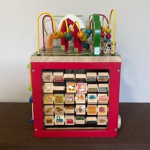 Battat Wooden Baby Activity Cube - Discover Farm Animals Activity Center